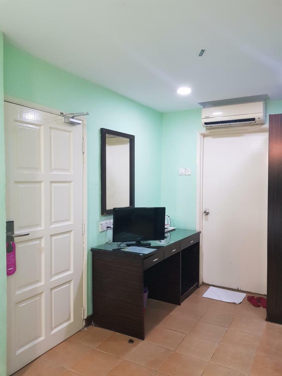 New City Hotel Kajang Extérieur photo